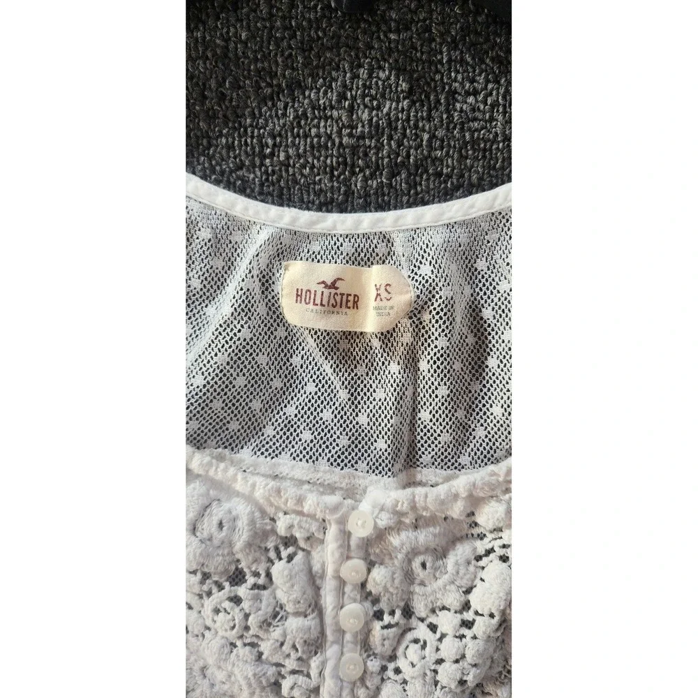 Hollister White Lace Mesh Henley Top Boho Sheer Floral Peplum Blouse XS